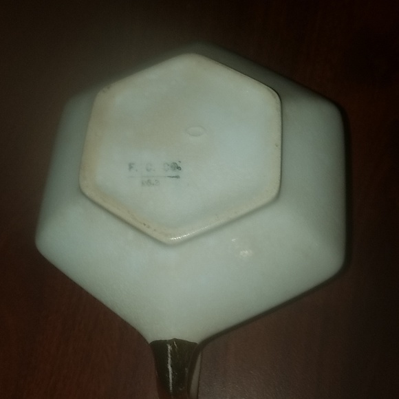 Martha Washington Vintage Creamer - Picture 3 of 3